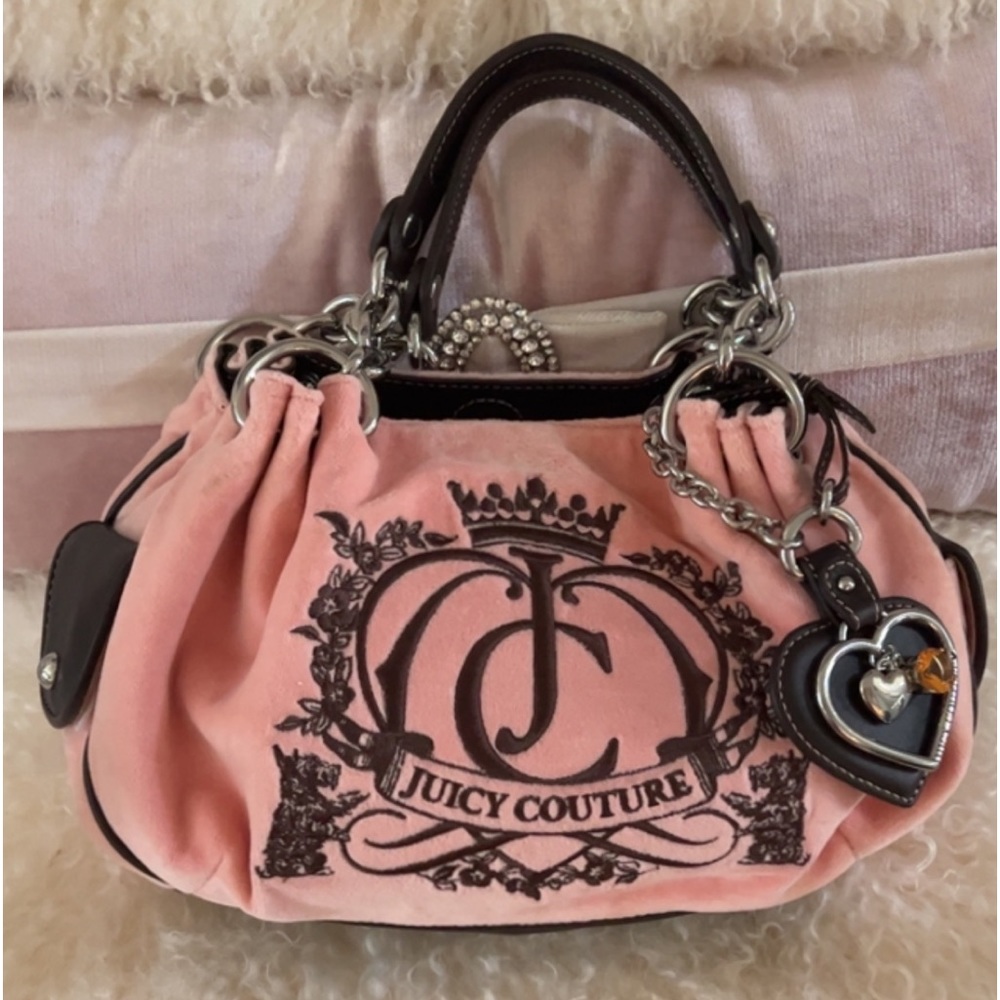 Vintage, rare, Juicy Couture, velour bag in excellent condition! Bev Hills purch